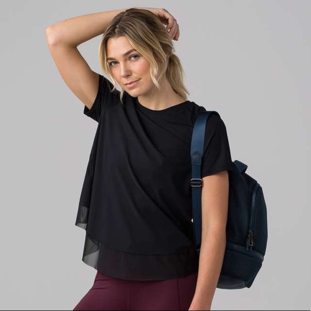 Lululemon black top with mesh bottom